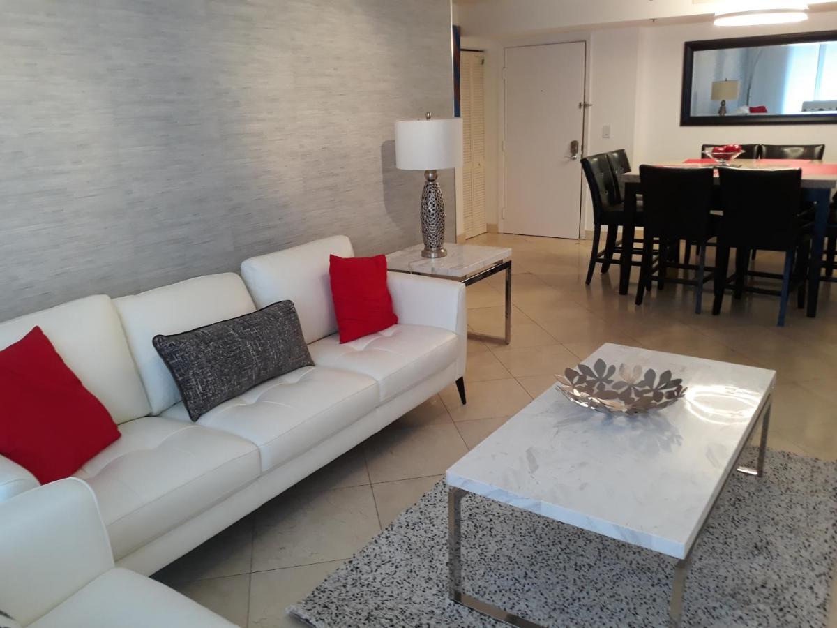 Resort Style In Aventura Florida Buitenkant foto